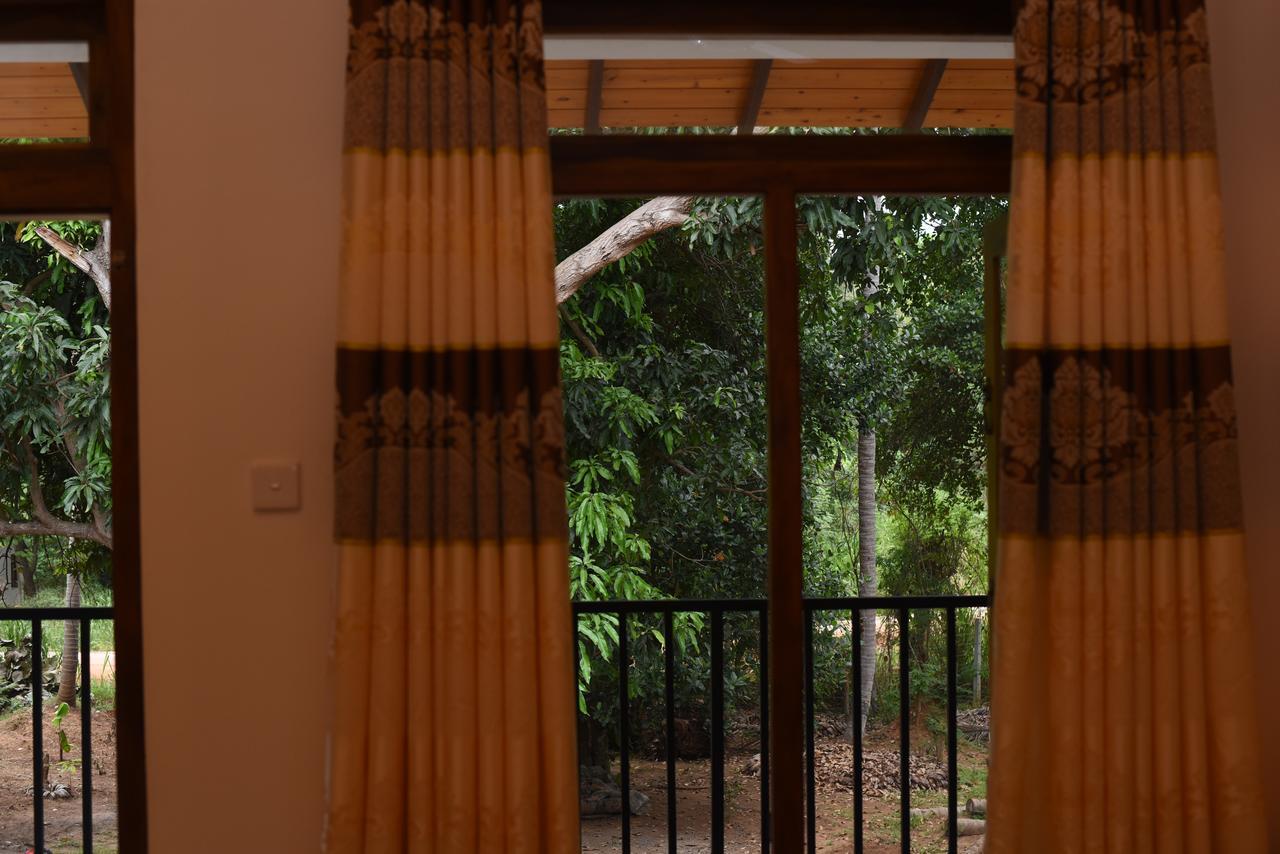 פולונרואה Kithmi Resort מראה חיצוני תמונה